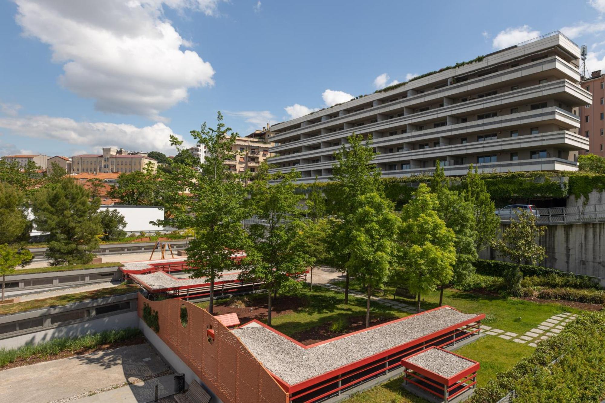 Jr Suite Premium - Terrace - Wi-Fi - Public Parking Τεργέστη Εξωτερικό φωτογραφία